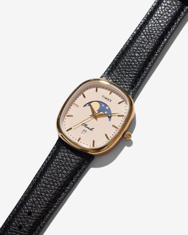 Noah - Noah x Timex Oval Moon Phase Watch - Detail