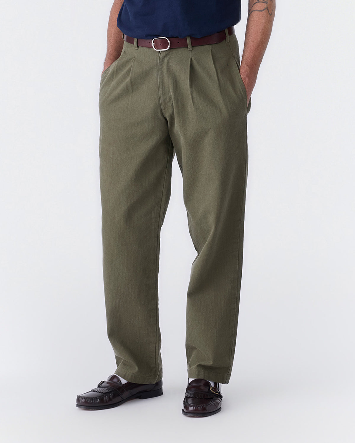 Classic Double-Pleat Herringbone Pant