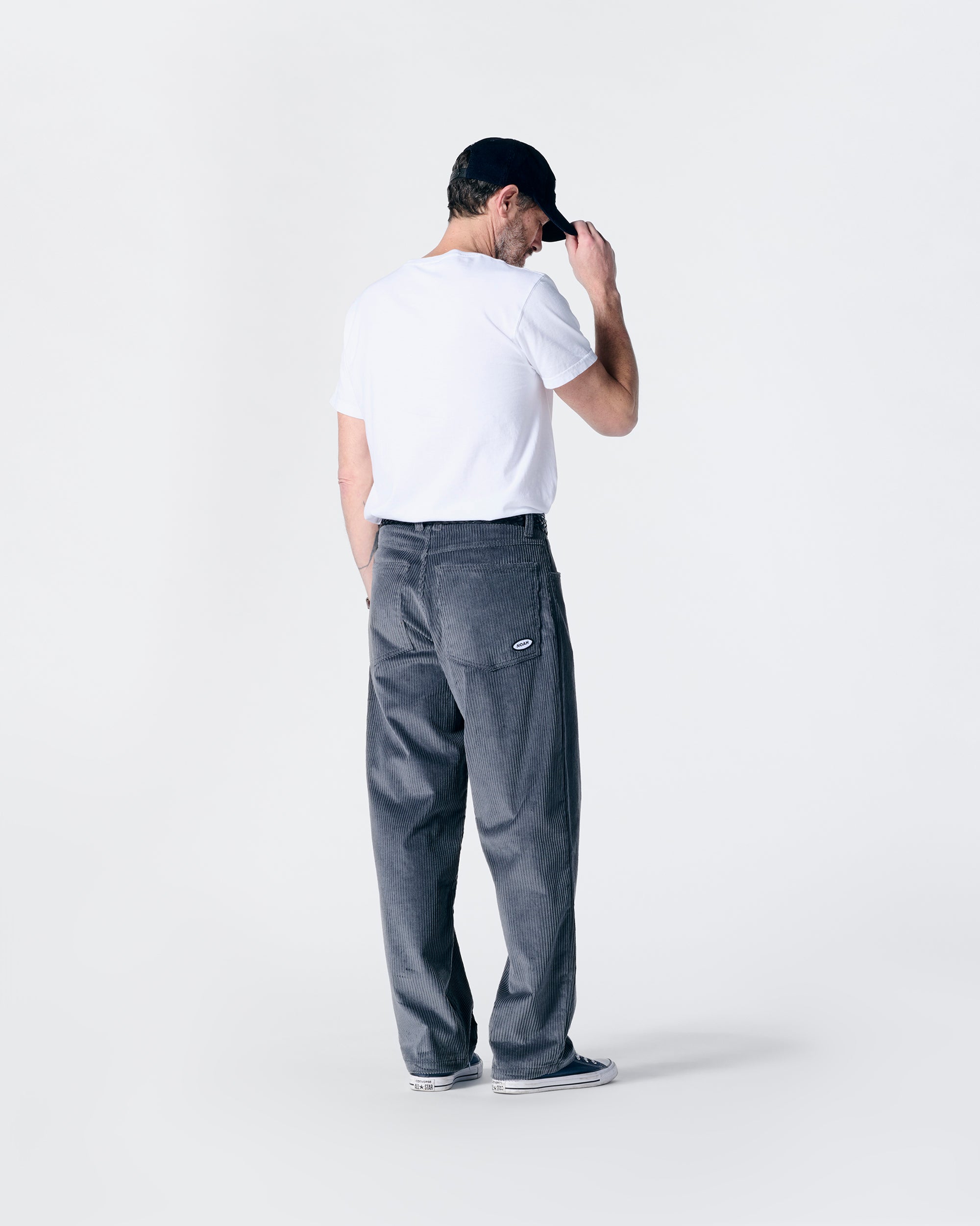 Wide-Wale Corduroy Jeans - Noah