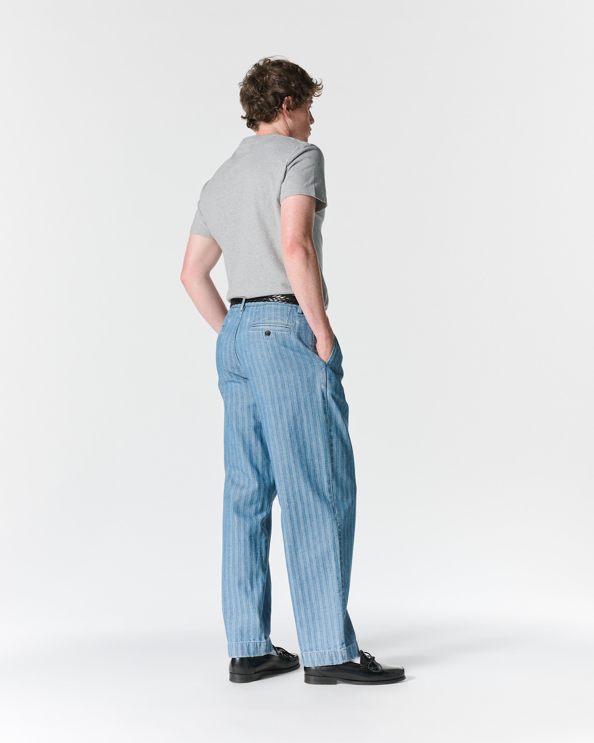 Double-Pleat Herringbone Denim Pant - Noah
