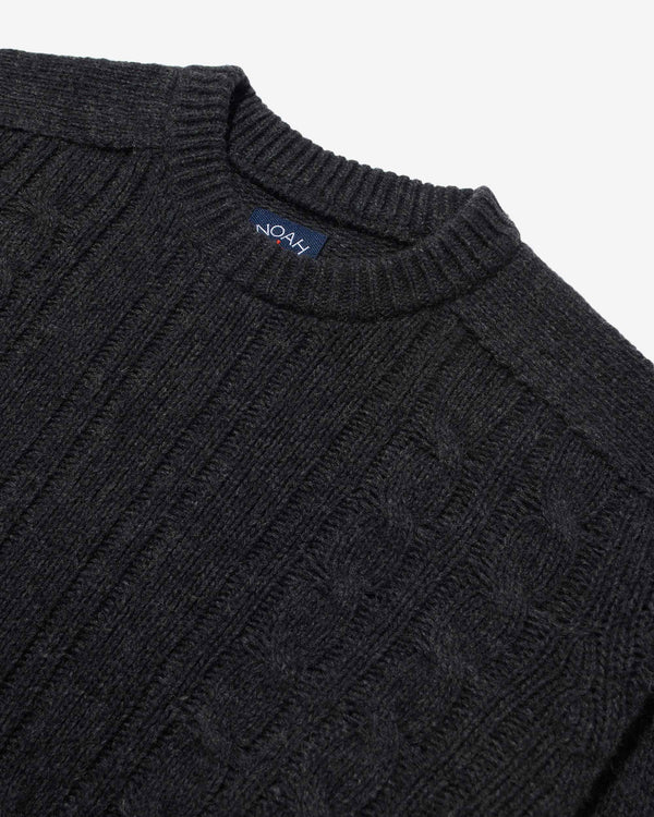 Noah - Cable Knit Sweater - Detail