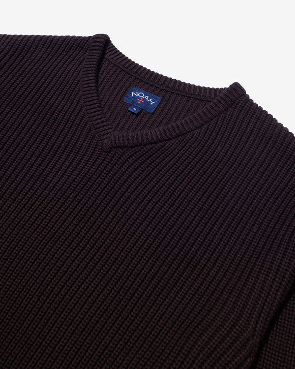 Noah - V-Neck Shaker Stitch Sweater - Detail