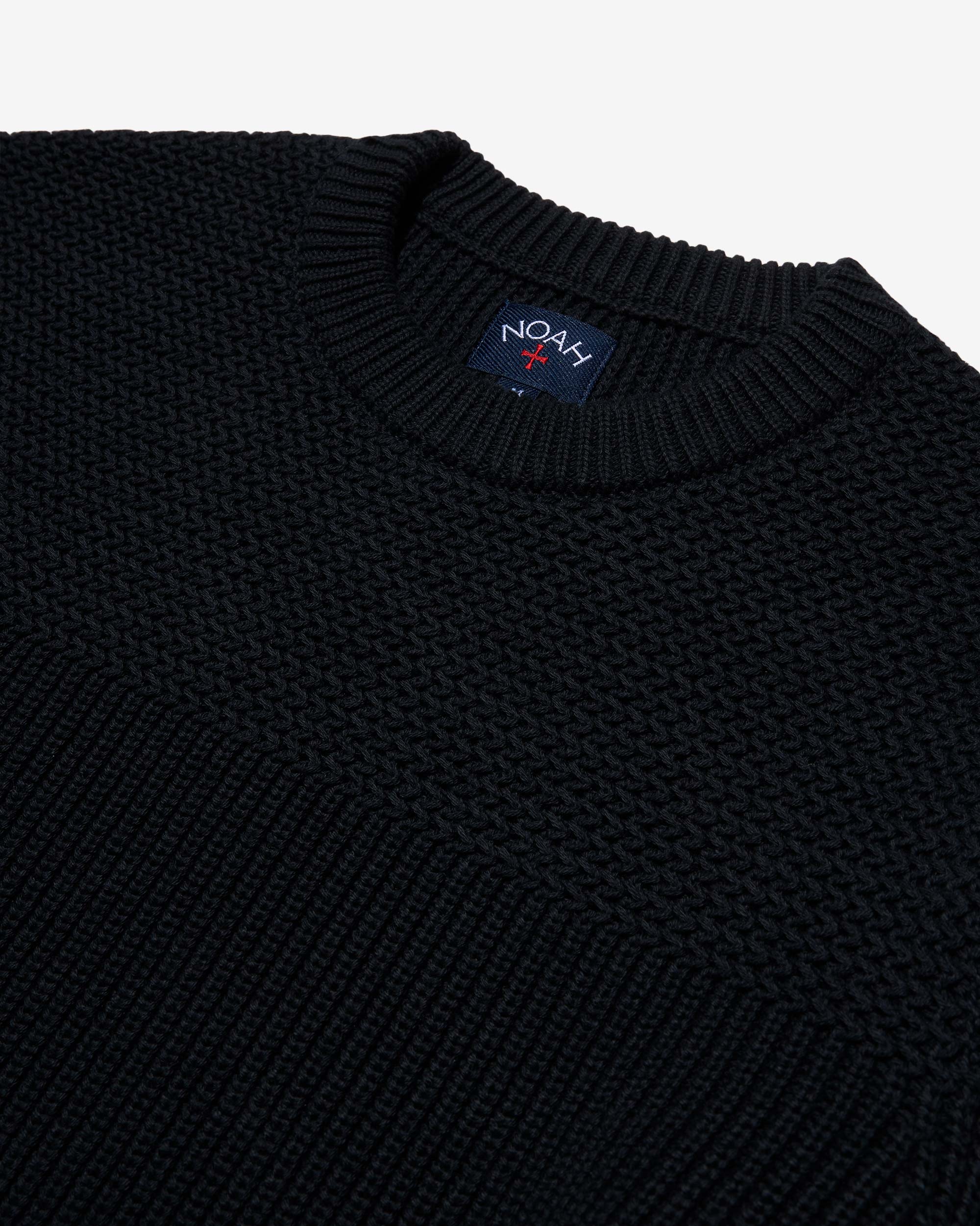 Sweaters - Noah