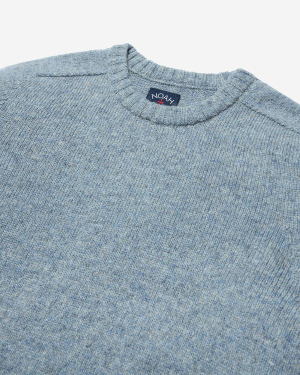 Noah - Classic Shetland Sweater - Detail