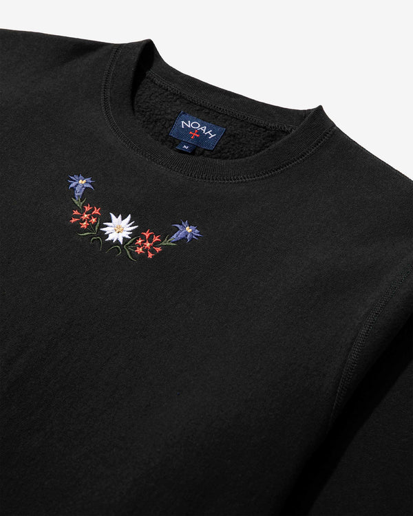 Noah - Embroidered Crewneck - Detail
